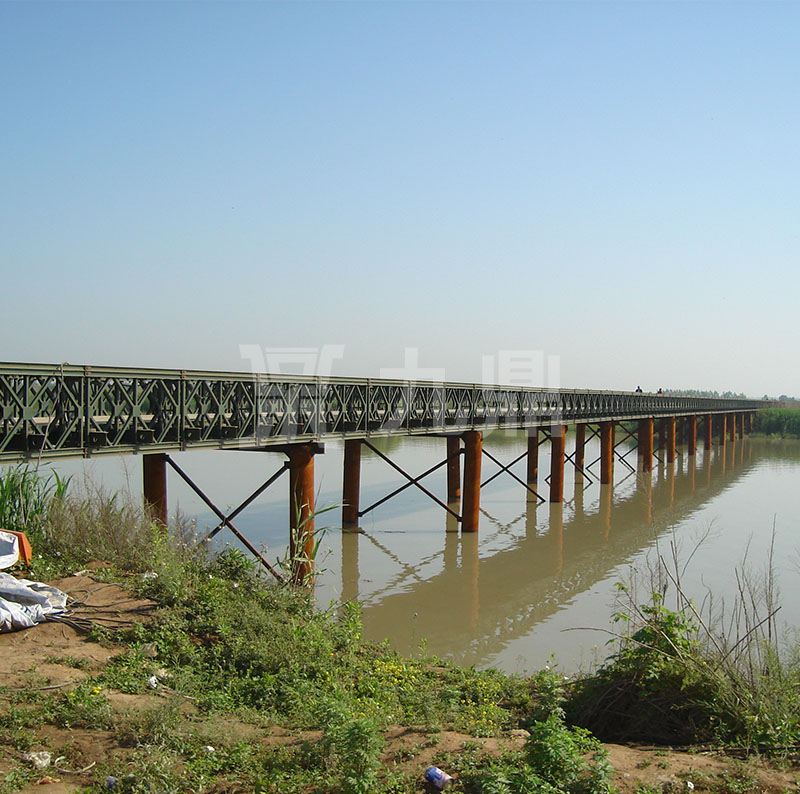 鋼便橋